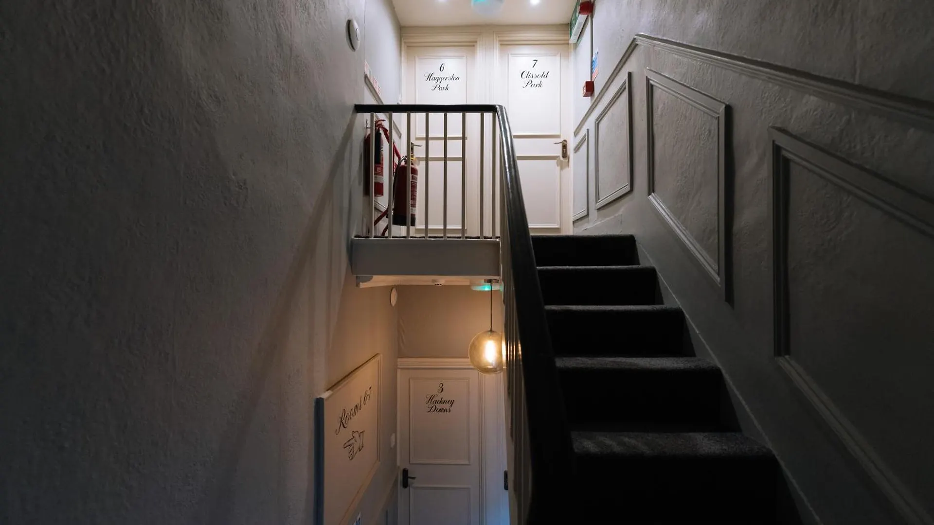 **** Pensjonat The Crown Pub & Guesthouse Londyn Wielka Brytania