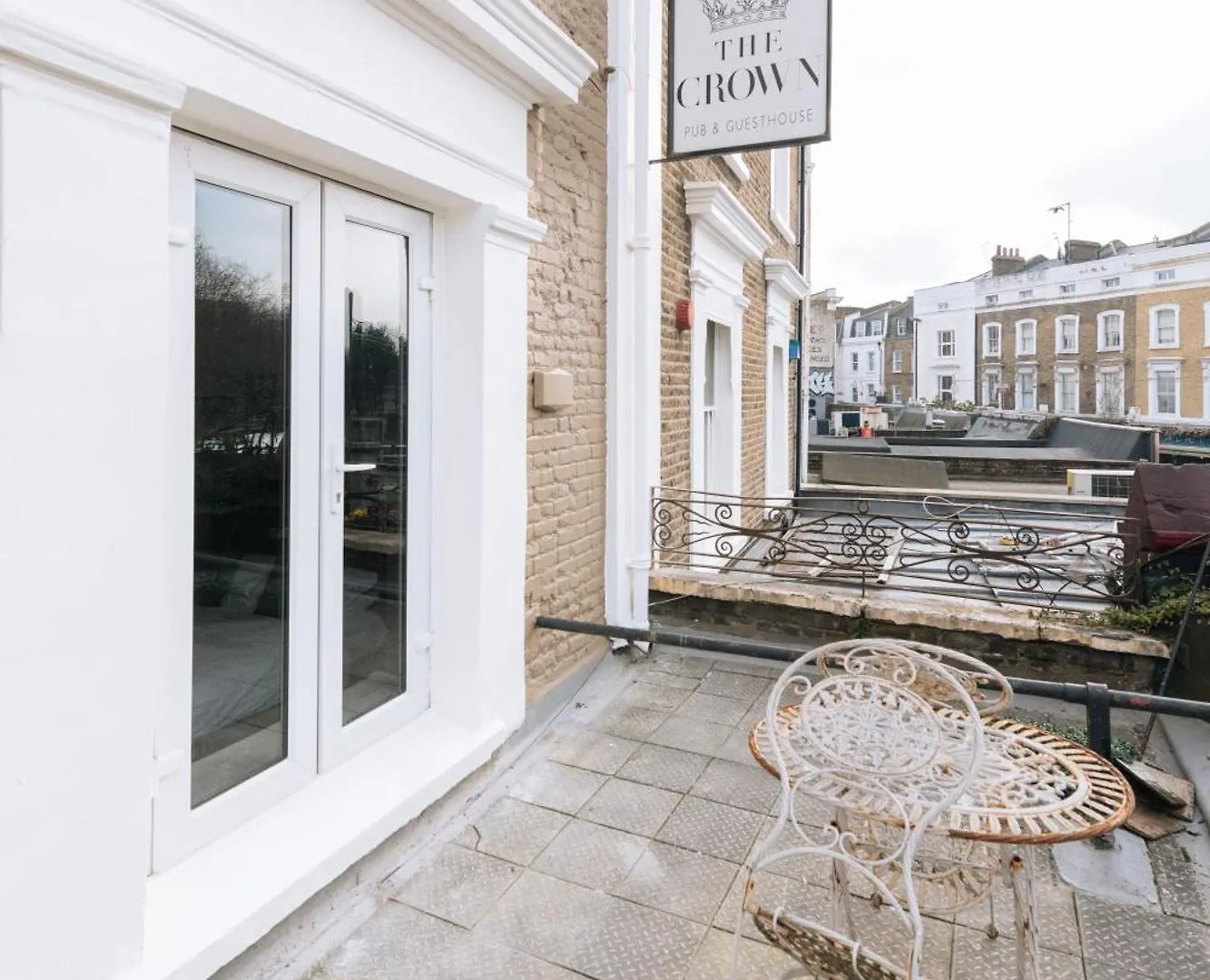 **** Pensjonat The Crown Pub & Guesthouse Londyn Wielka Brytania