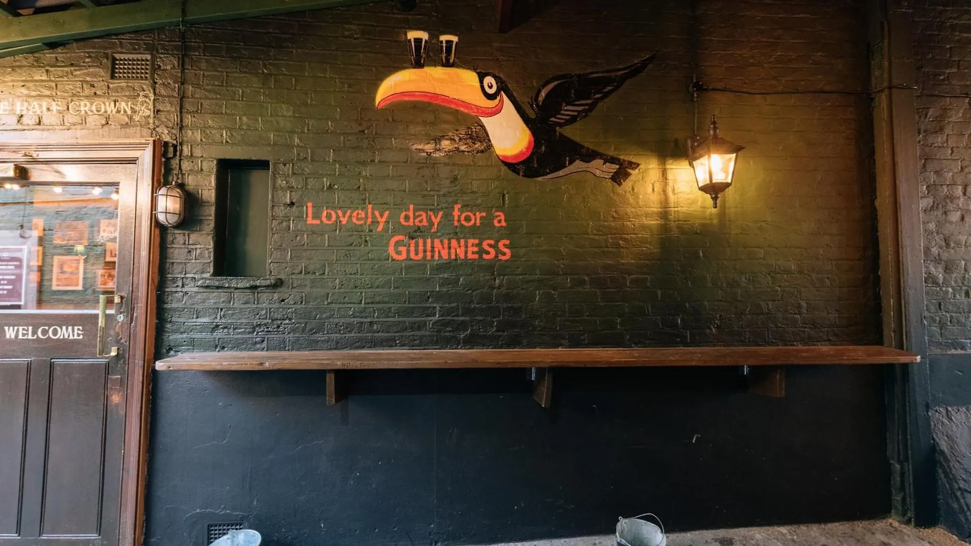 Guest house The Crown Pub & Guesthouse London